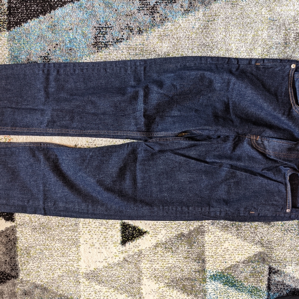Slim cut jeans